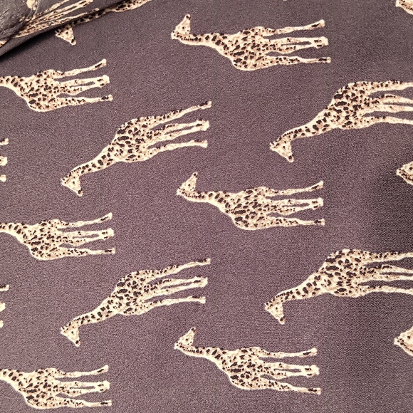 H&M Conscious Giraffe Print Top - Picture 6 of 7